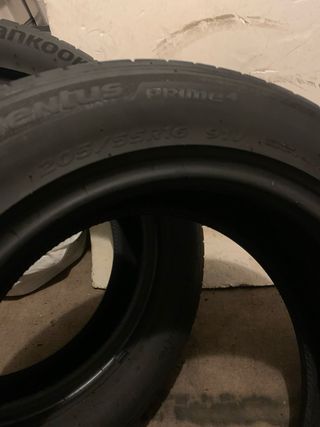 Neumáticos 205/55/16