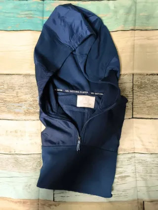 Sudadera Zara con capucha azul niño 11-12 años
