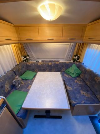 CARAVANA FENDT SAPHIR 470; CON MOVER