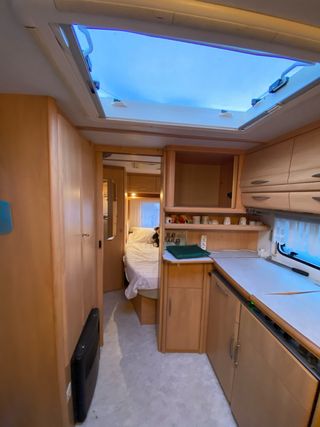 CARAVANA FENDT SAPHIR 470; CON MOVER