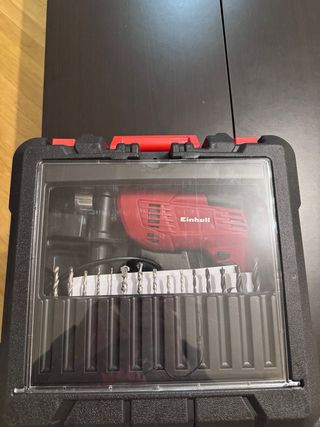 Taladro Einhell con brocas