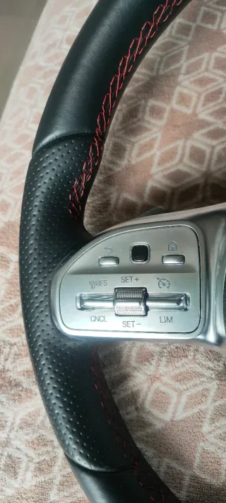 Volante Mercedes AMG