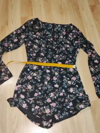 Mono corto estampado floral mujer