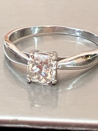 Anillo Oro 18k Diamante Natural 1.00 Ct:VVS2/F