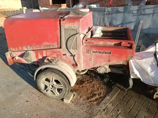 Máquina hormigonera y compresor Kaeser