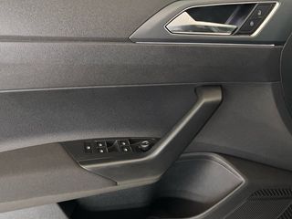 Volkswagen Taigo R-Line 1.0 TSI 85 kW (115 CV) DSG