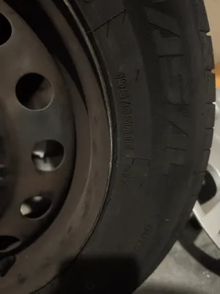 Llantas 195/65/R15 con Neumático
