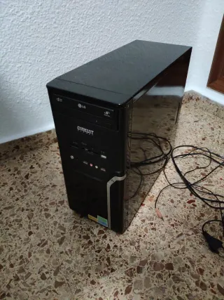 Ordenador sobremesa LG Negro + Altavoces