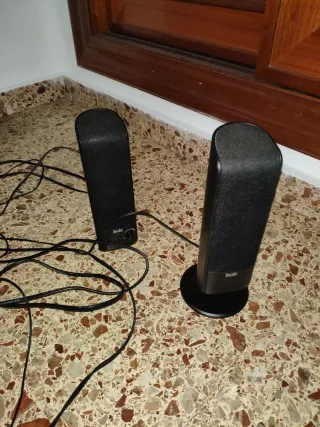 Ordenador sobremesa LG Negro + Altavoces