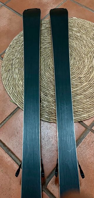 Esquís Volkl RTM 140 + Bastones