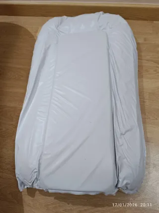 Bañera bebé con asiento y cambiador