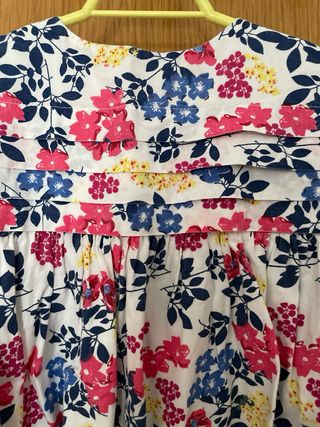 Vestido floral 12/18 meses