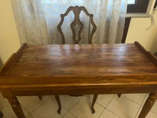 Scrivania in legno massello