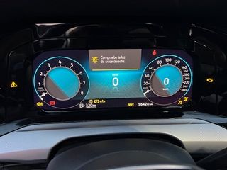 Volkswagen Golf  8    accidentado,  siniestrado