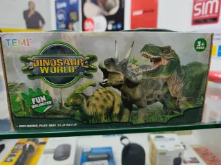 Juego de dinosaurios Dinosaur World +3años