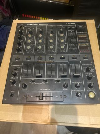 Mesa de mezclas Pioneer DJM-500