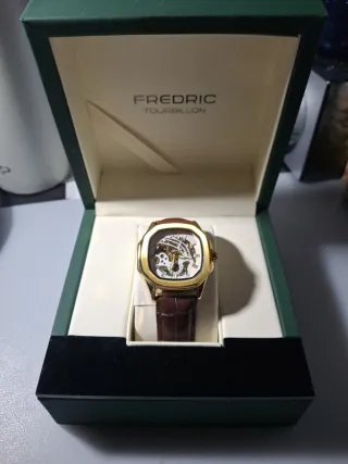 Reloj Fredric Tourbillon Cuero Dorado
