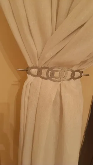 Sujetadores de cortina de metal