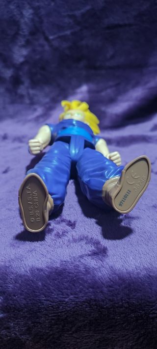 Gohan Super Saiyan 2 Figura