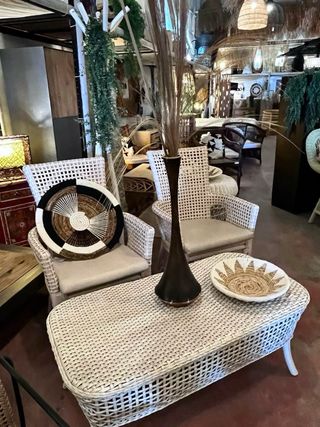 Conjunto mesa y sillones ratán