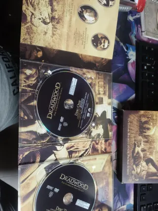Deadwood Temporada 1 y 2 DVD
