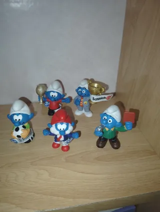 Set di figure di Puffi calcio Schleich