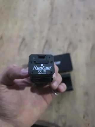 Cámara Airsoft RunCam Scope Cam Plus Negra