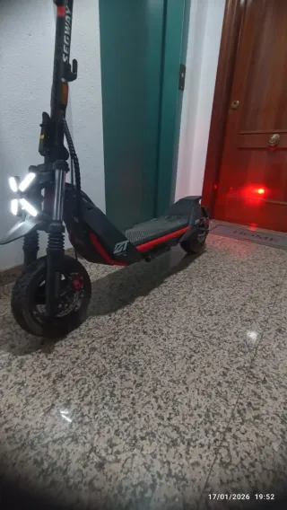 Patinete Eléctrico Segway ZT3 PRO