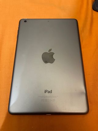 iPad mini 2 16GB Argento