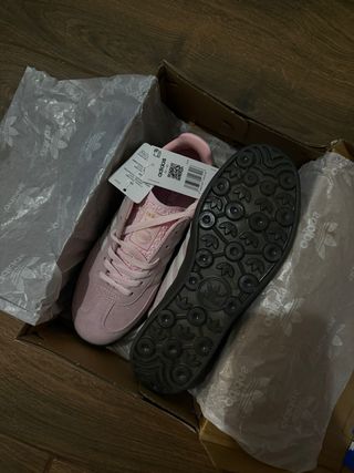 Zapatillas Adidas Gazelle rosas