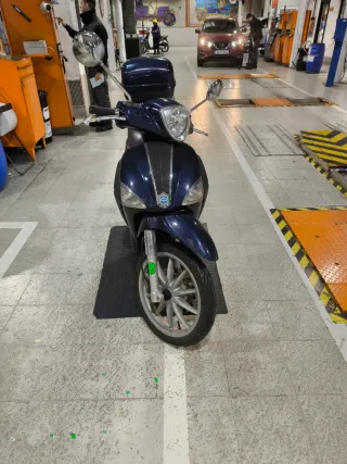 Piaggio Liberty 125cc Scooter