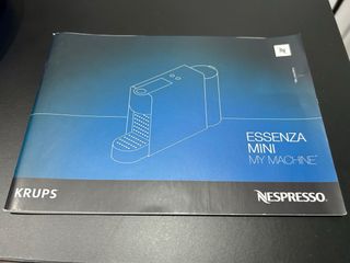 Cafetera Nespresso Essenza Mini Negra