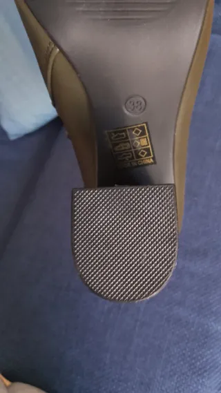 Stivaletti eleganti con fibbia