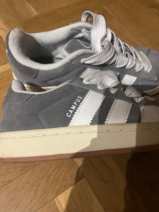 Zapatillas Adidas Campus. Talla 40
