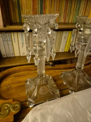 2 Candelabros de cristal con cuentas