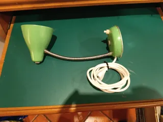 Flexo retro antiguo verde