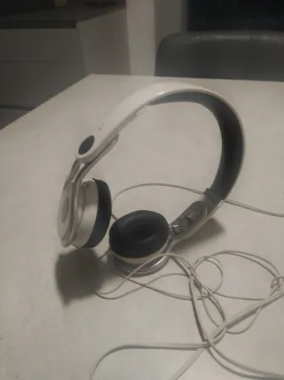Auriculares con conexión móvil y ordenador