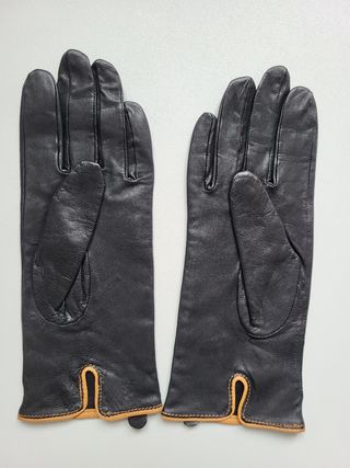 Guantes de cuero negros