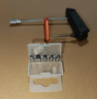 Llave dinamométrica con puntas