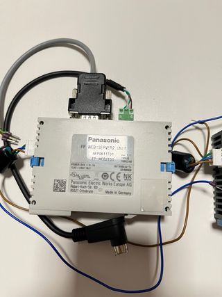 PLC FP0R T32 Panasonic + Web Server + Fuente