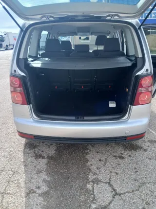 Volkswagen Touran 2009