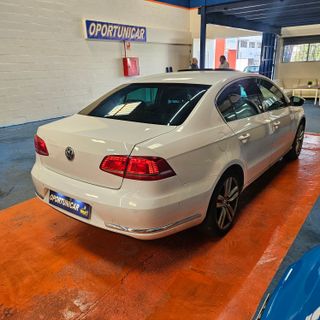 Volkswagen Passat 1.6 TDI 105cv Edition BlueMotion Tech