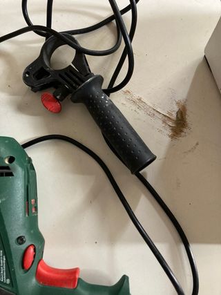 Taladro Bosch 500W con empuñadura