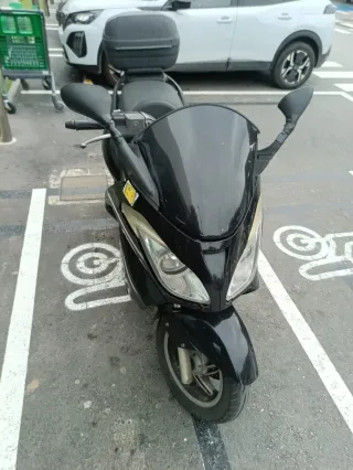 Moto 125cc Aprilia Arrecife Scooter