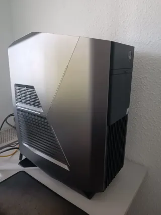 Alienware Aurora R6 PC Sobremesa