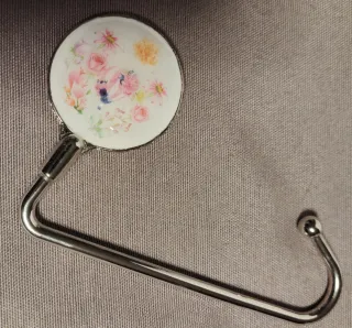 Colgador de bolso con diseño floral