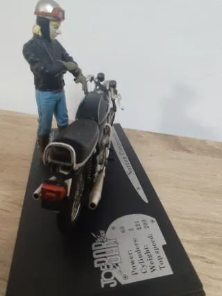 Norton Commando Joe Bar Team