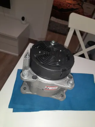 Alternador nuevo 0123515020
