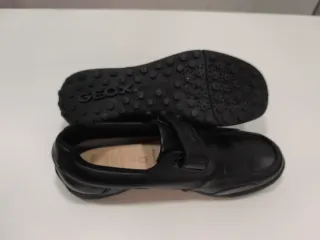 Zapatos Geox niño negros velcro