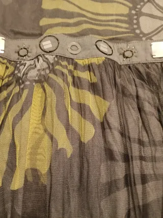 Vestido corto fiesta marrón y amarillo